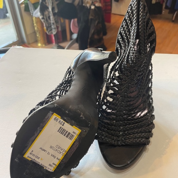 Zara heels - Picture 2 of 2